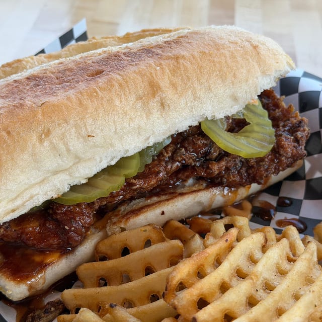 Hot Peach Sammy.